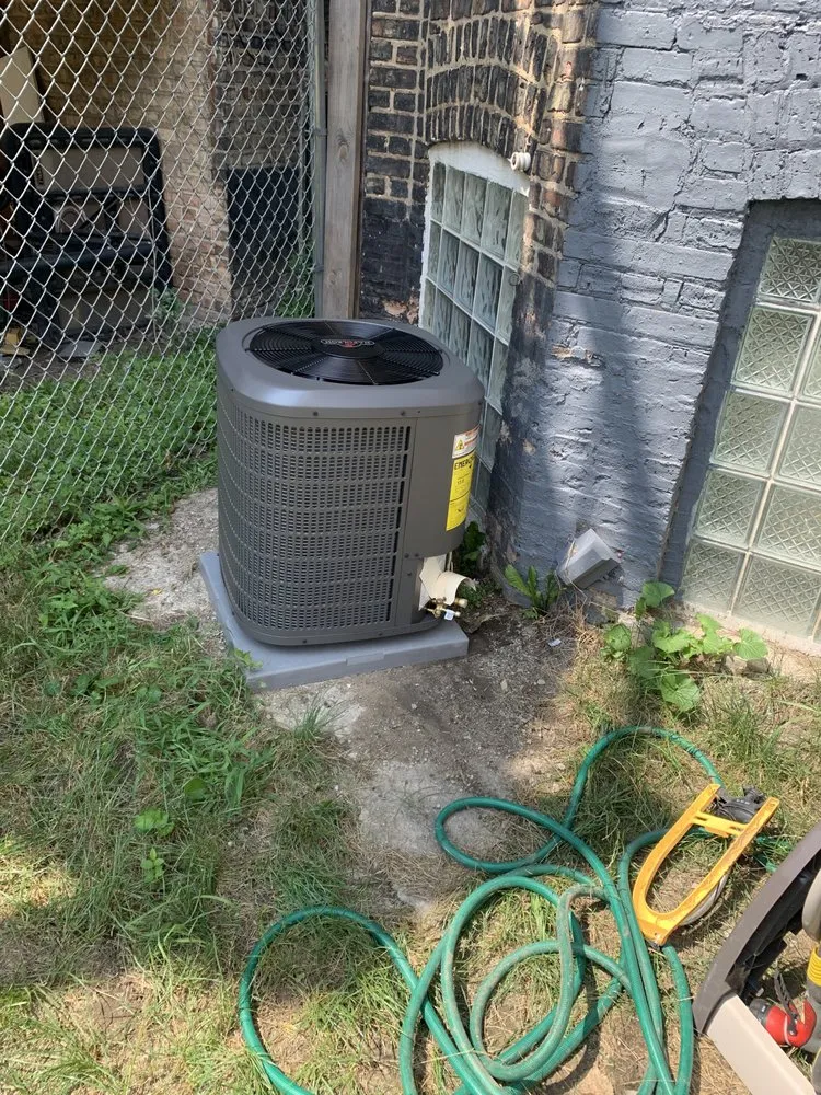 Slide of R&R Cooling Solutions