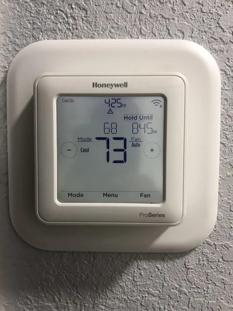 Slide of R&R Cooling Solutions