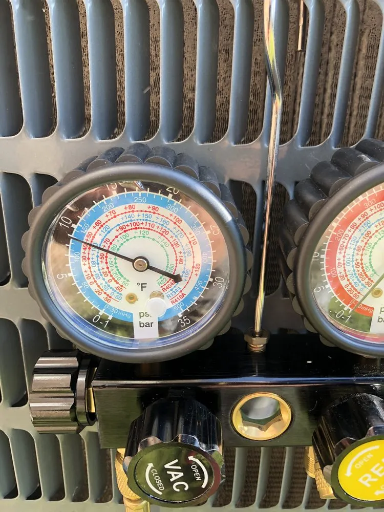 Slide of R&R HVAC Maintenance Solutions