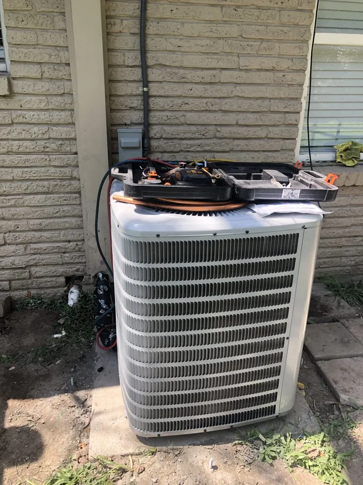 Slide of R&R HVAC Maintenance Solutions