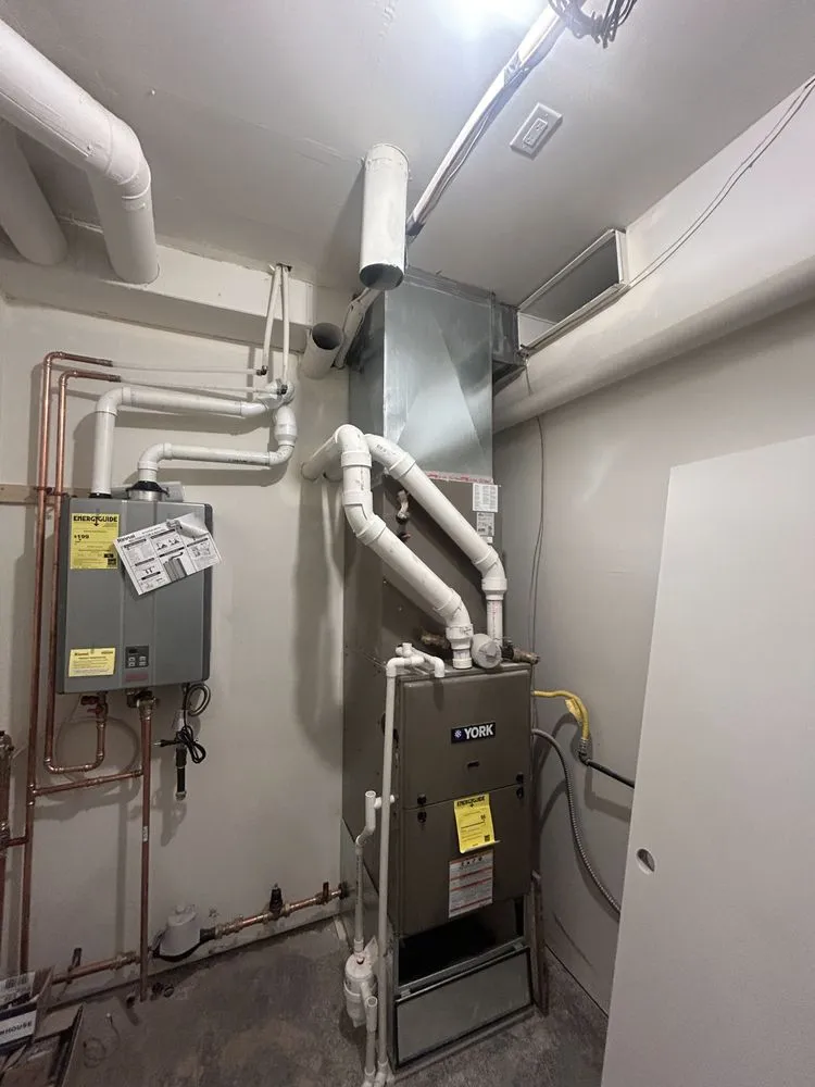 Slide of R&R Mechanical Services