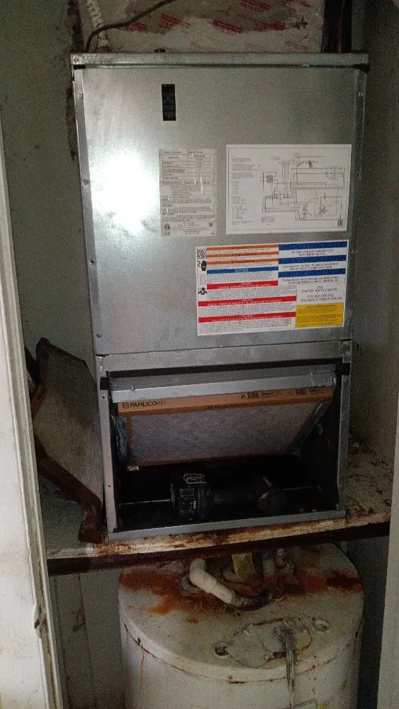 Slide of Ruchard AC Repair