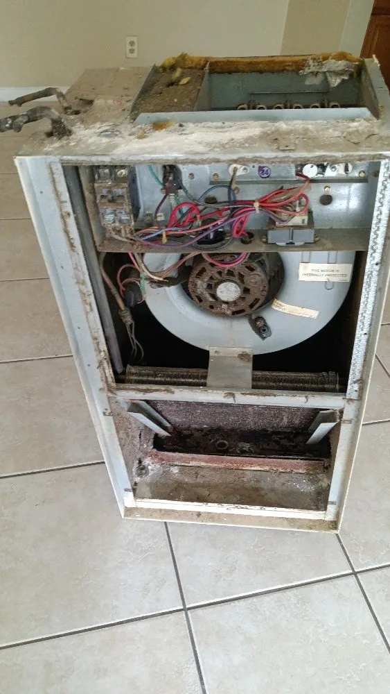 Slide of Ruchard AC Repair