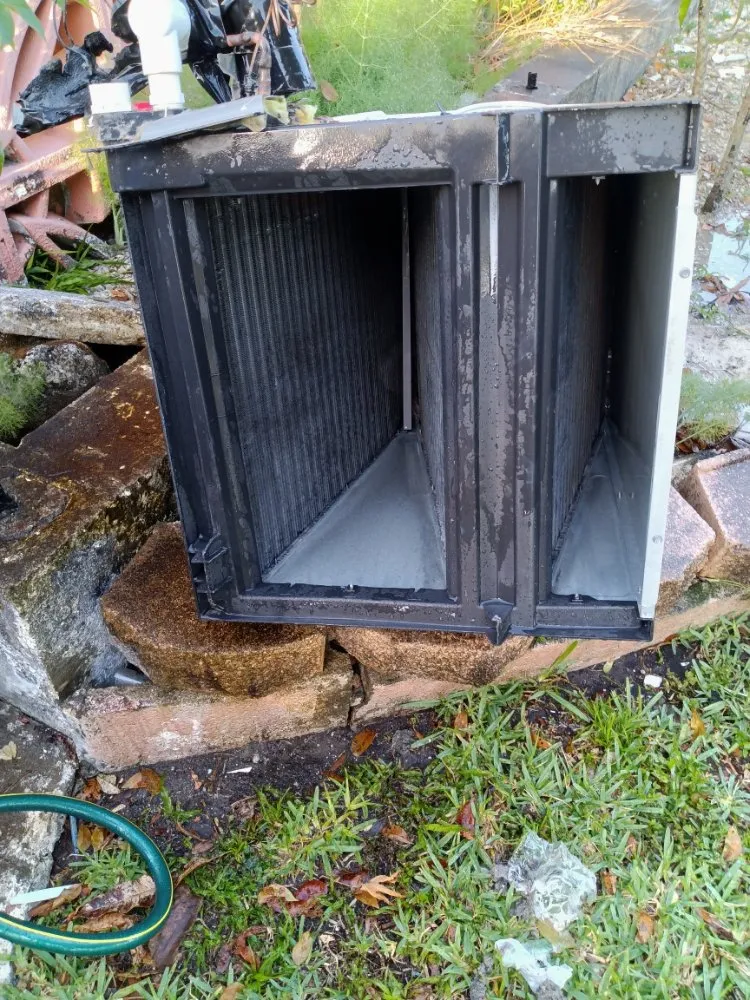 Slide of Ruchard AC Repair