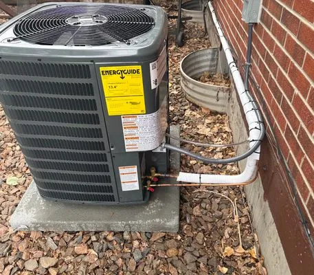 Russell Comfort Solutions Logo