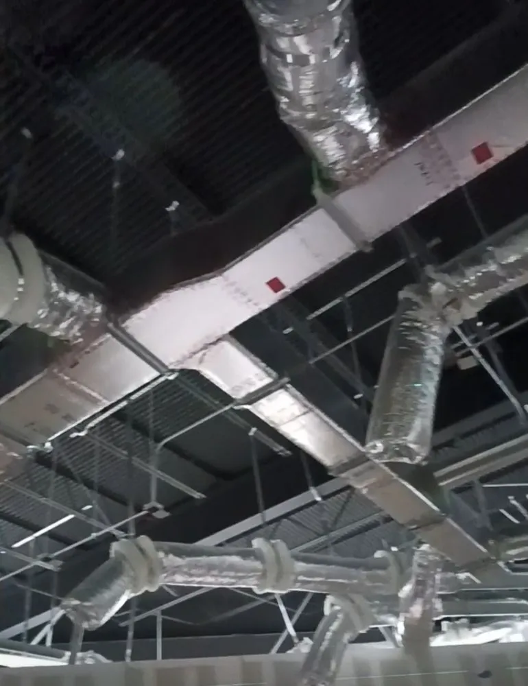 Slide of R&V Mechanical Air Conditioning