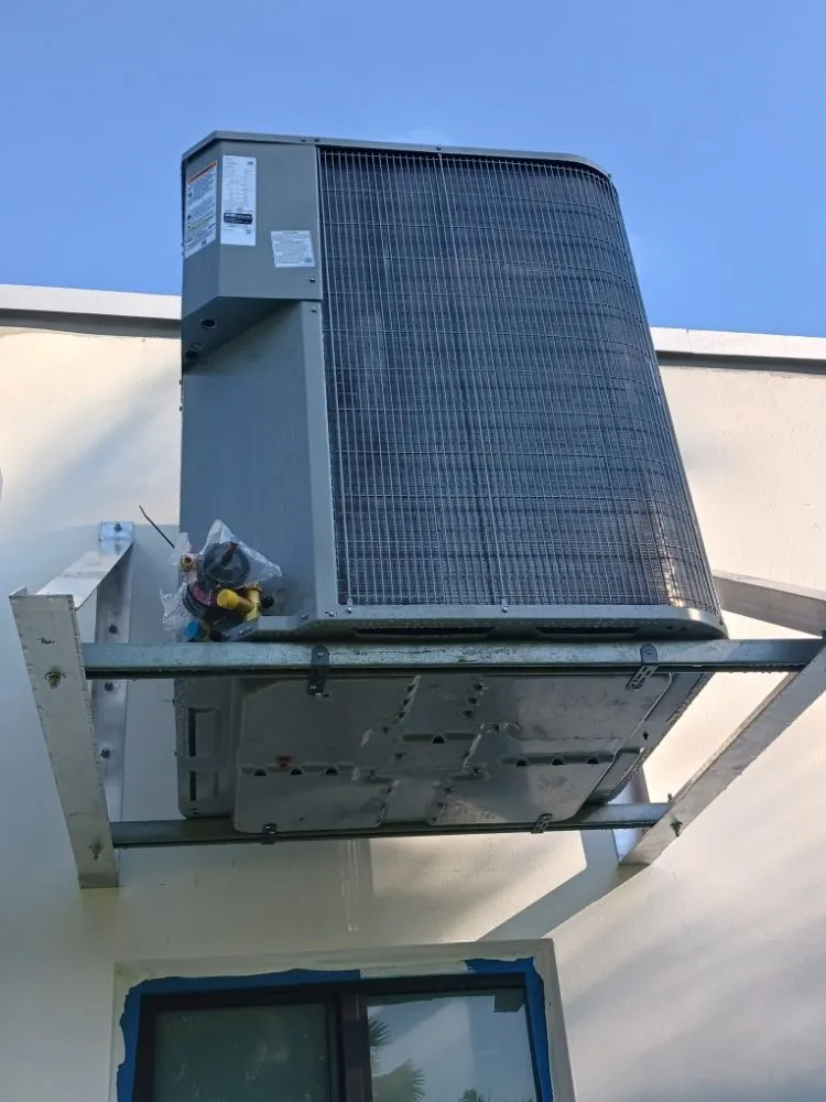 Slide of R&V Mechanical Air Conditioning