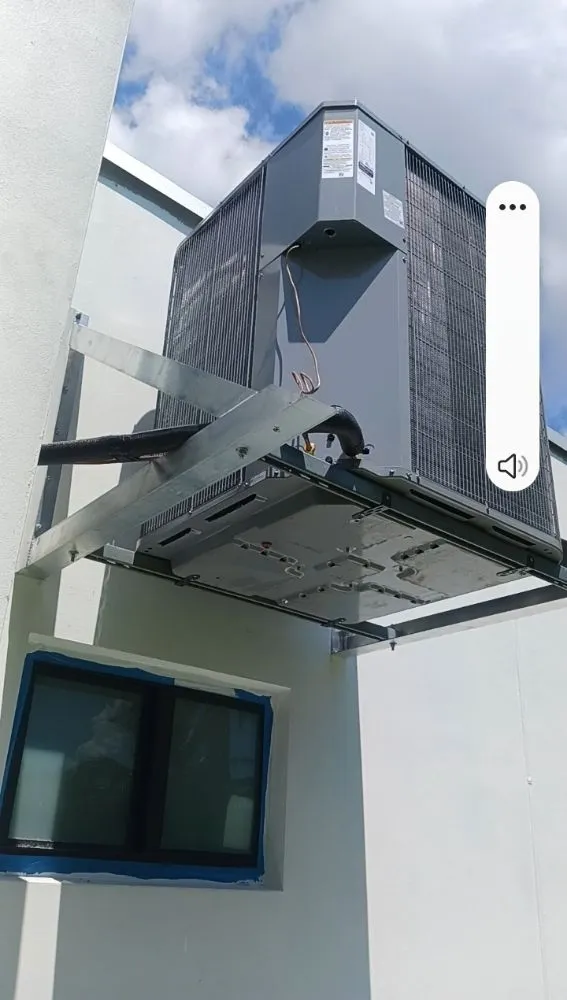 Slide of R&V Mechanical Air Conditioning