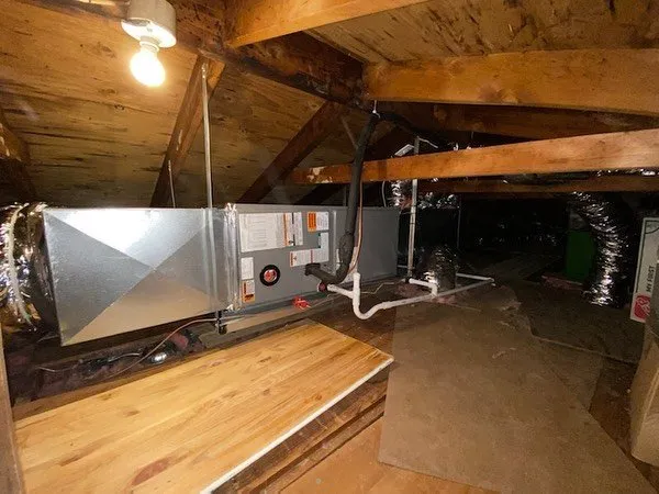 Slide of RVM Heating & Air Conditioning