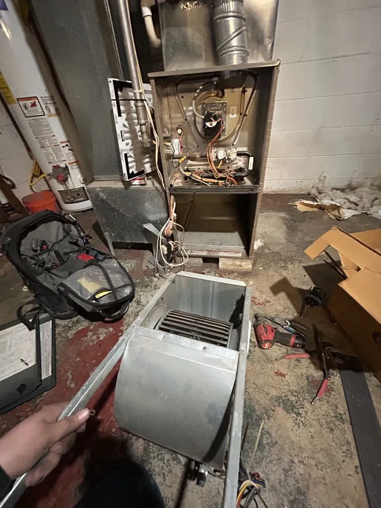 Slide of RY Heating and Cooling & Construction