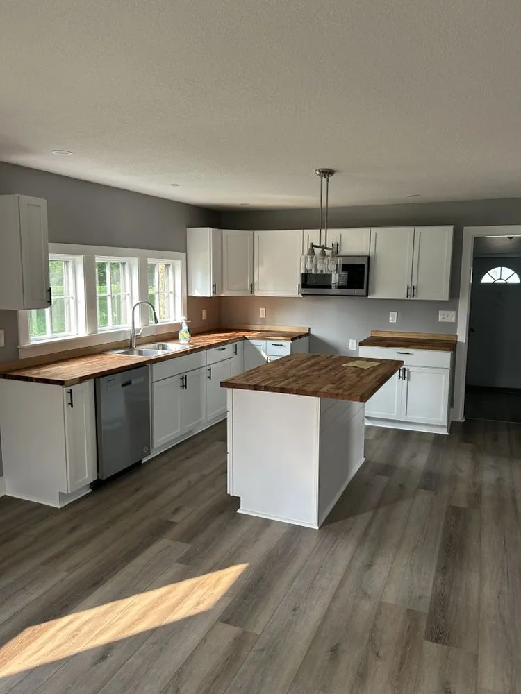 Slide of RY Heating and Cooling & Construction