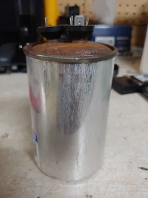 Ryans Heating & Air Conditioning Logo