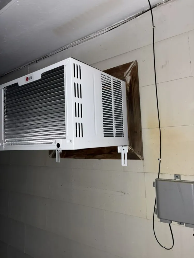 Slide of Rym Service