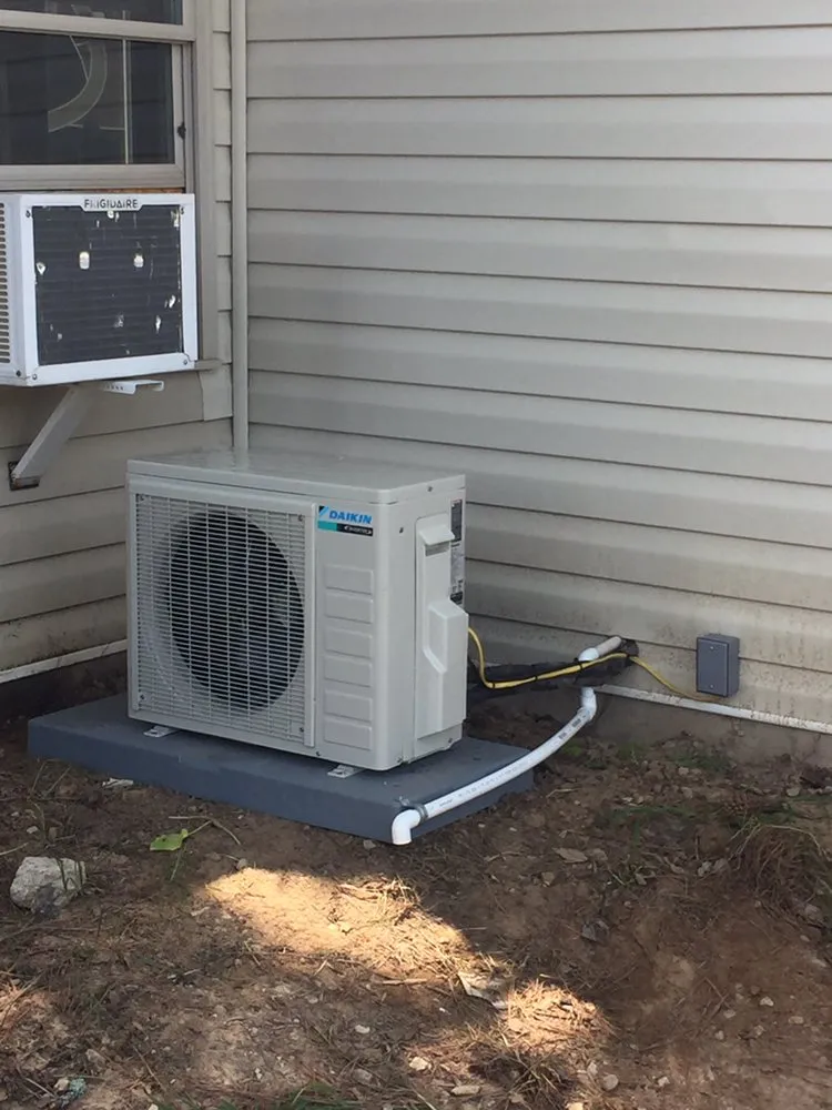 Slide of S and S Airworks