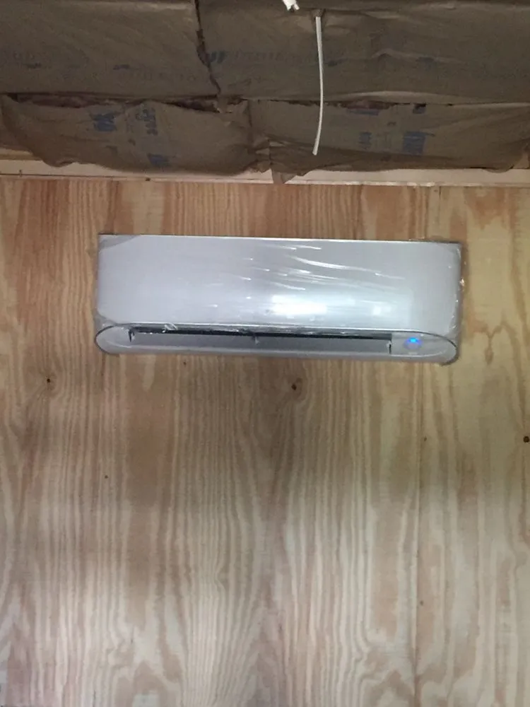 Slide of S and S Airworks