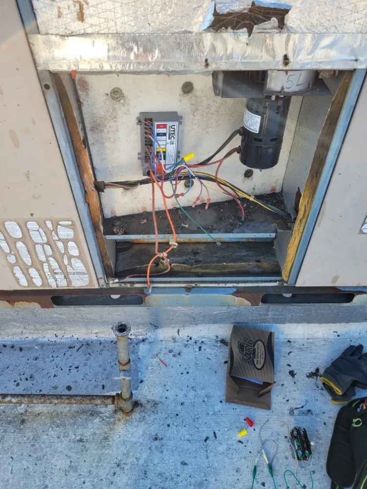 Slide of Sahara Heating & Cooling