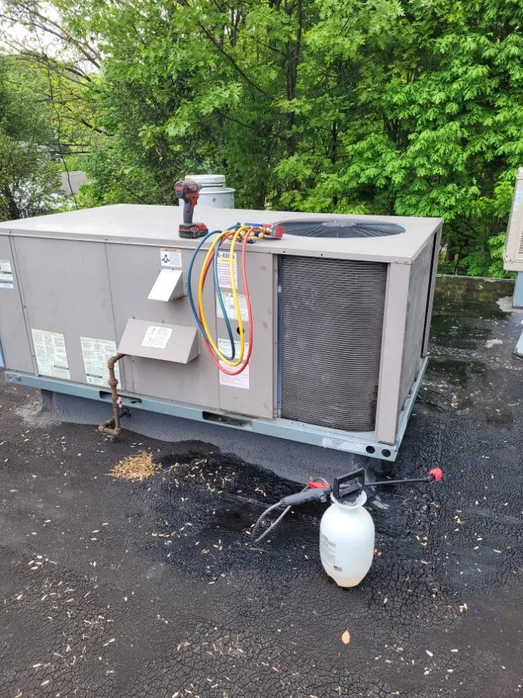 Slide of Sahara Heating & Cooling