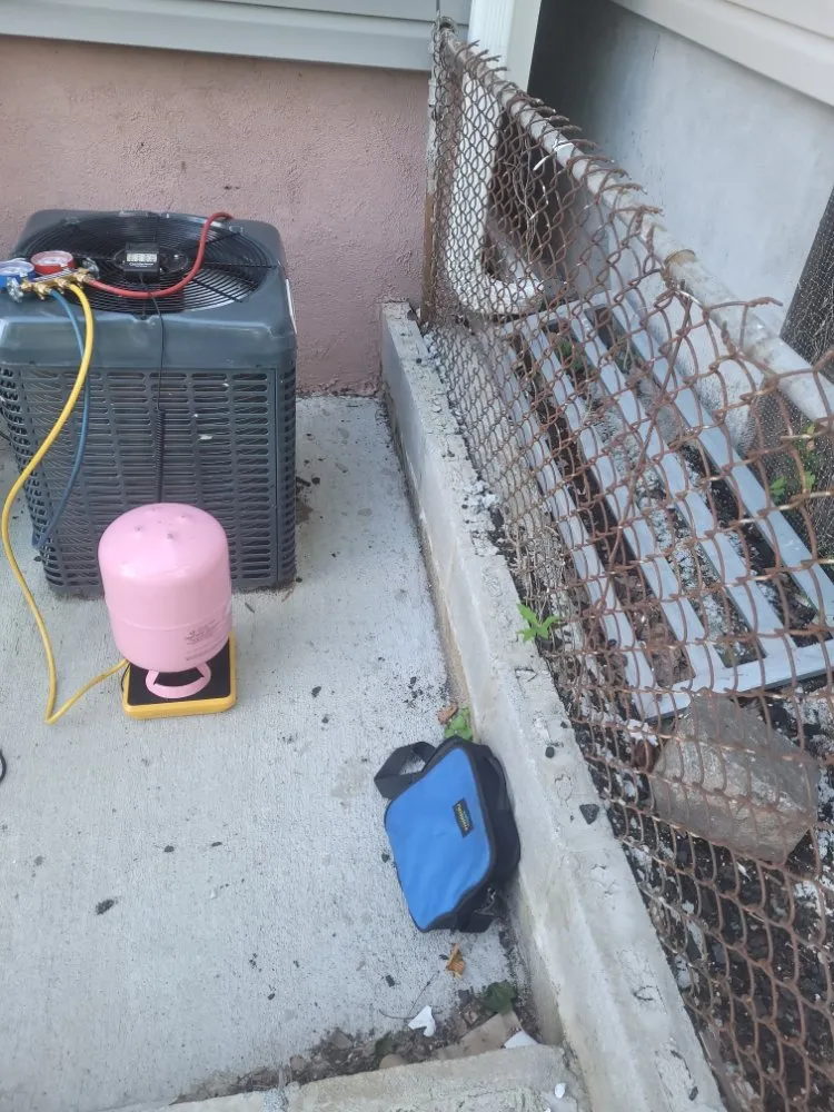 Slide of Sahara Heating & Cooling