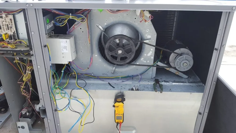 Slide of Sahara Heating & Cooling