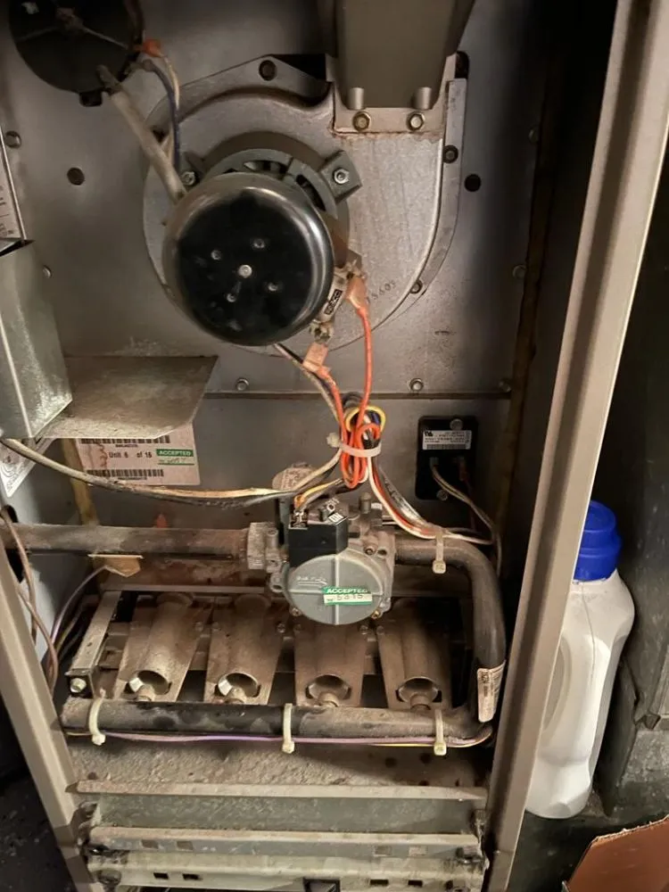 Slide of Sahara Heating & Cooling