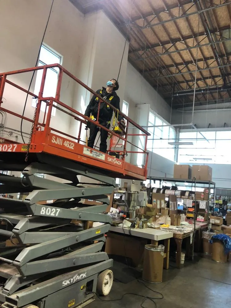 Slide of Sal Electric & Air Conditioning