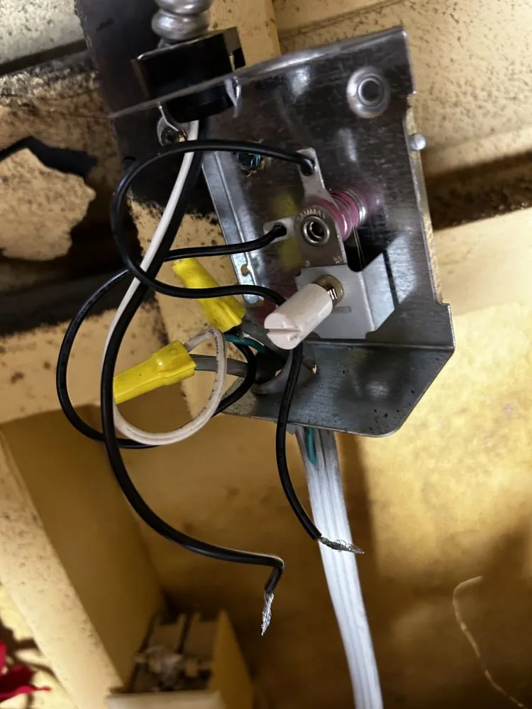 Slide of Salinas Construction & Home Services