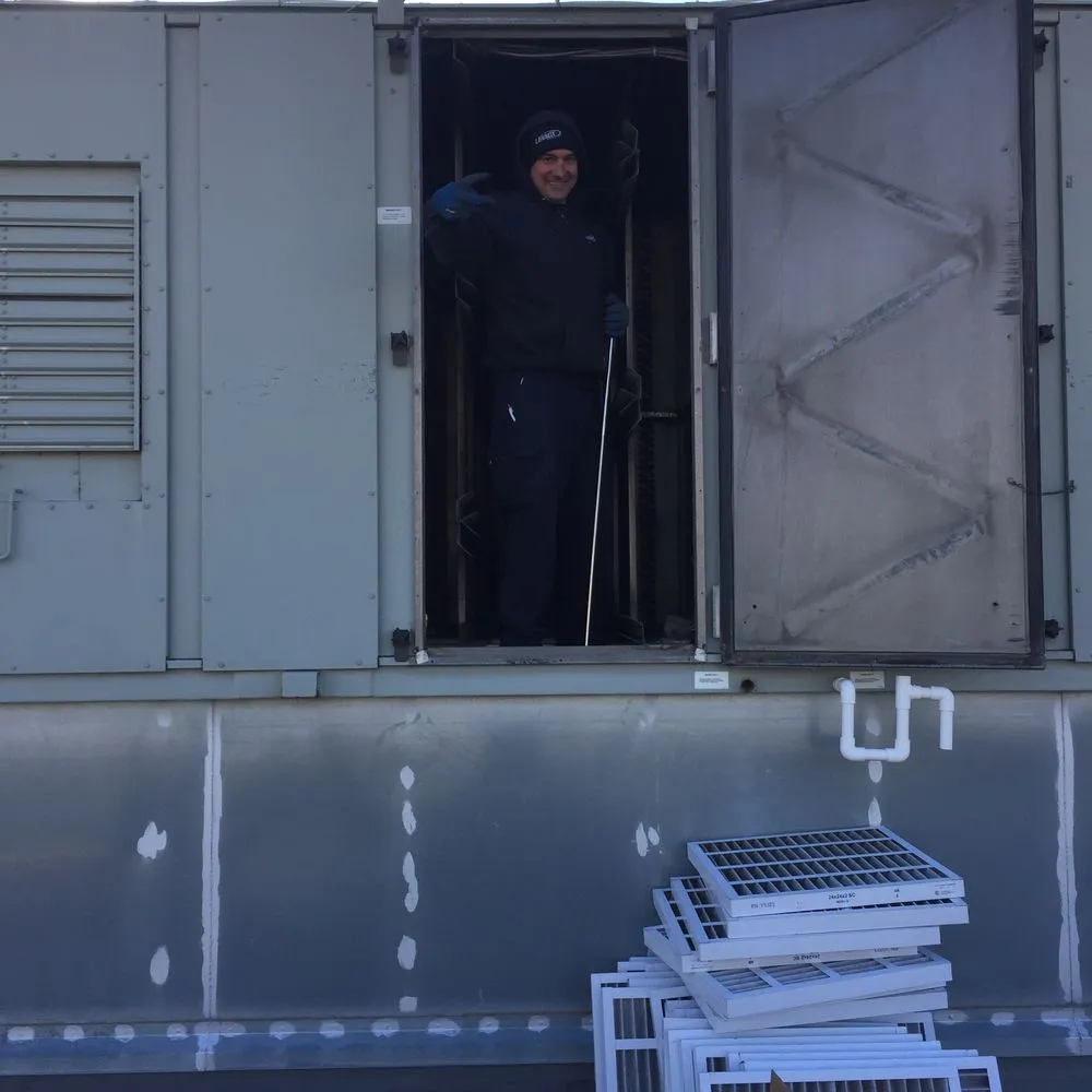 Slide of Salloum for HVAC