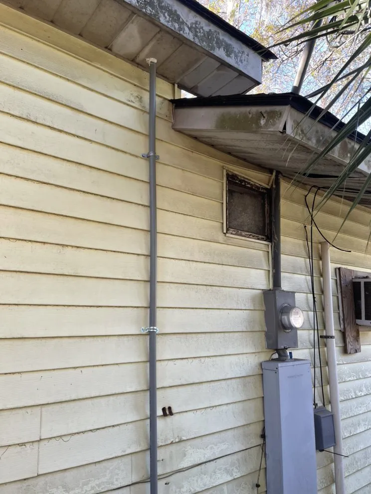 Slide of Sammys Appliance