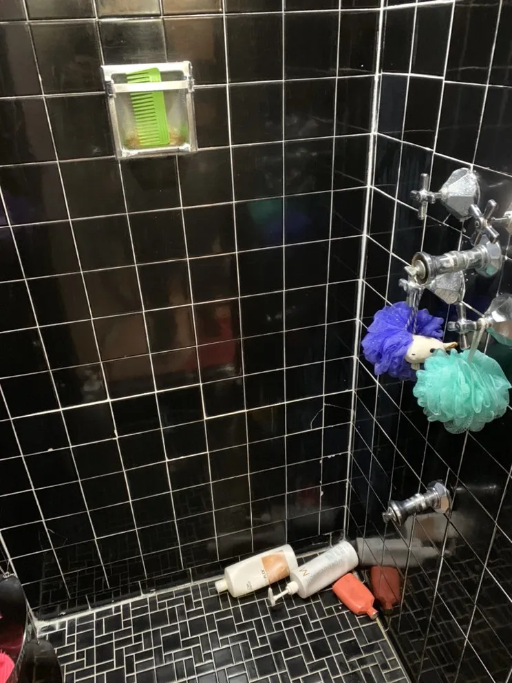 Slide of Samo Construction