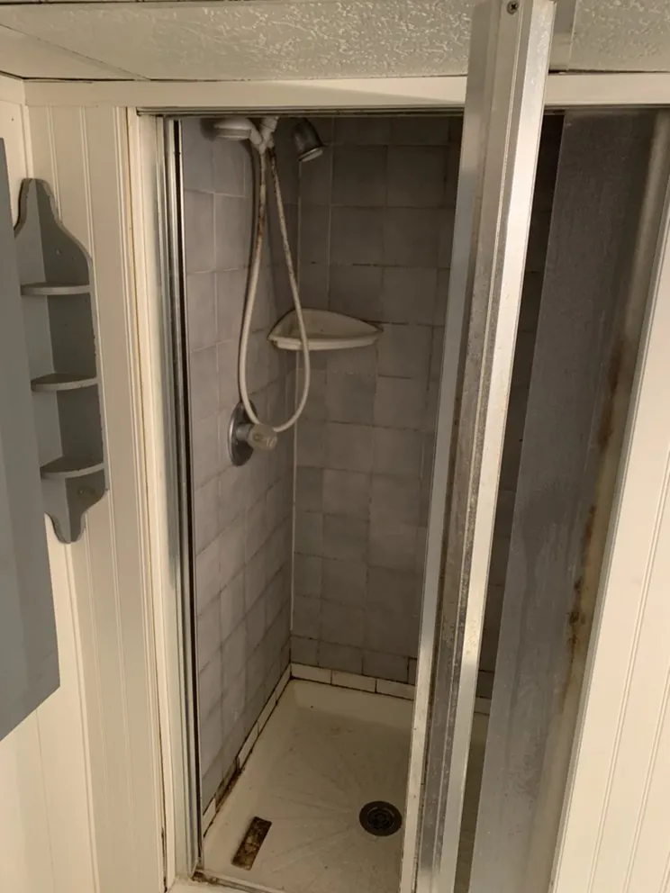 Slide of Samo Construction