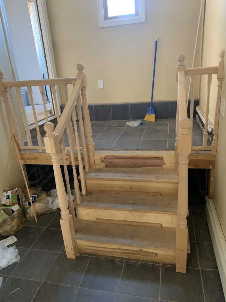 Slide of Samo Construction