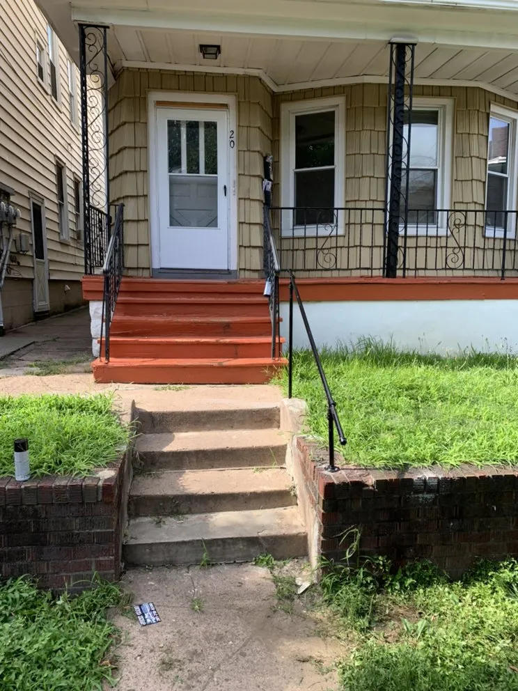 Slide of Samo Construction