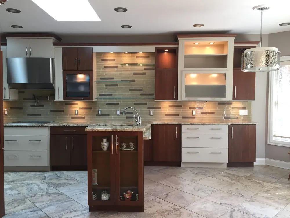 Slide of Sam's All-Tech