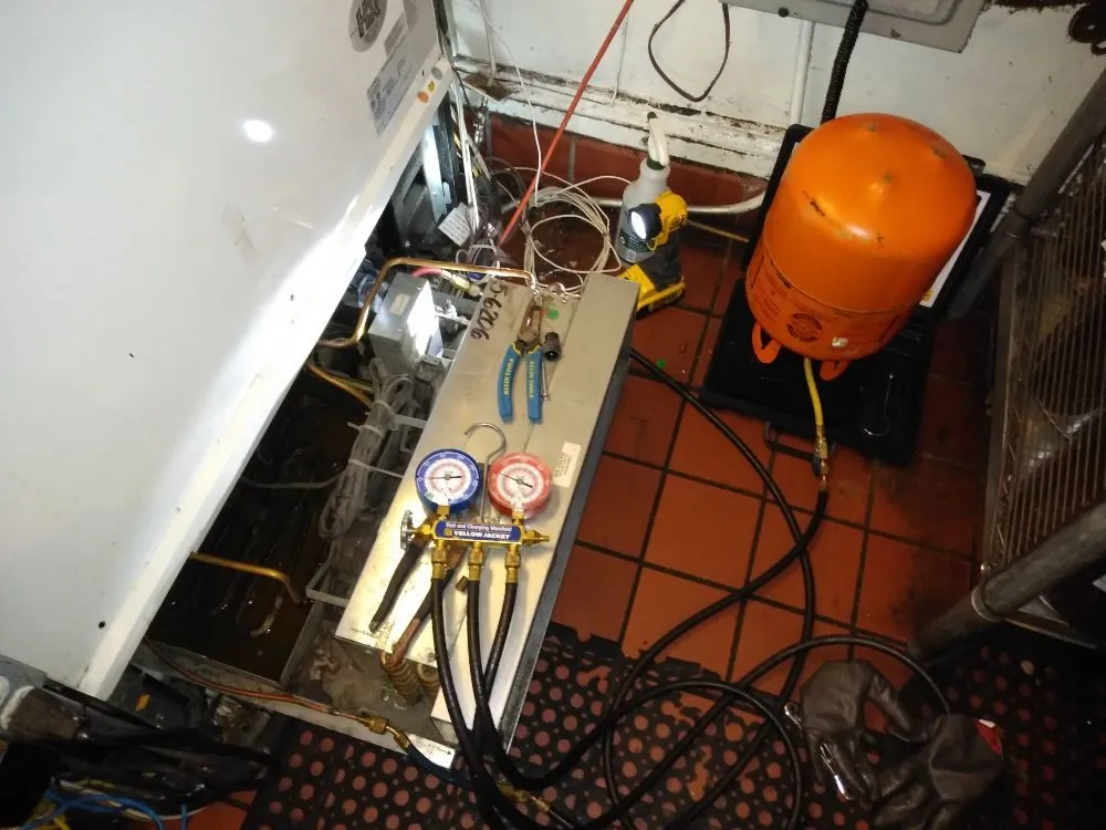 Slide of SAM'S Refrigeration & AC