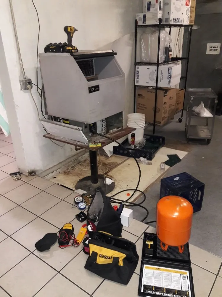 Slide of SAM'S Refrigeration & AC