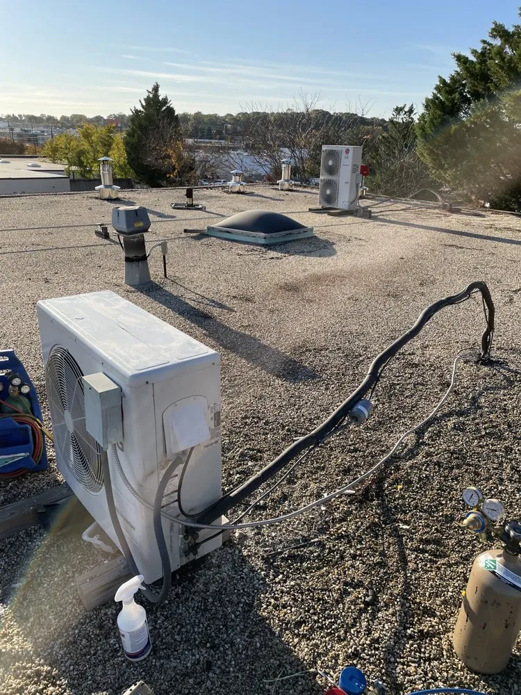 Slide of Samuel 319 Commercial Equipment Repair