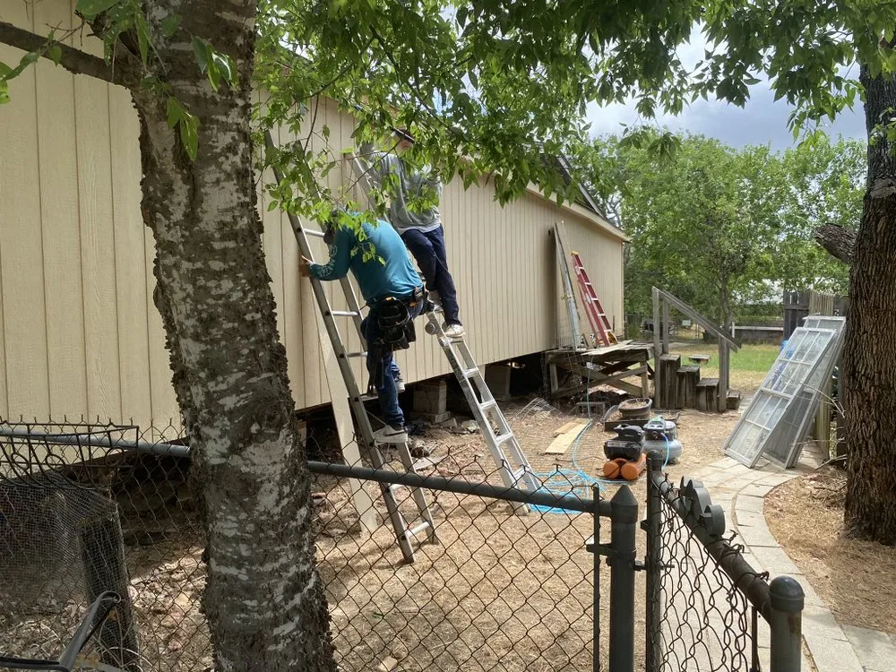 Slide of San Antonio Mobile Home Repair