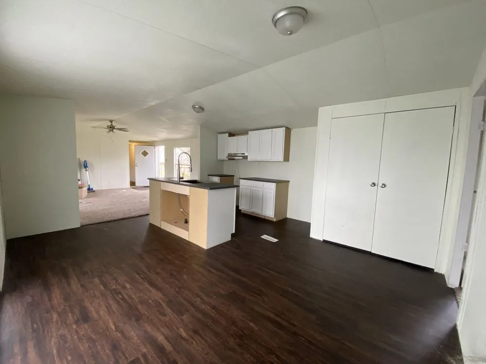 Slide of San Antonio Mobile Home Repair