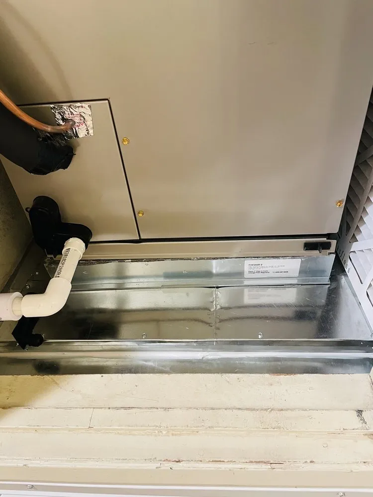 Certified AC repair in Newhall, CA by Santa Clarita Custom Air
