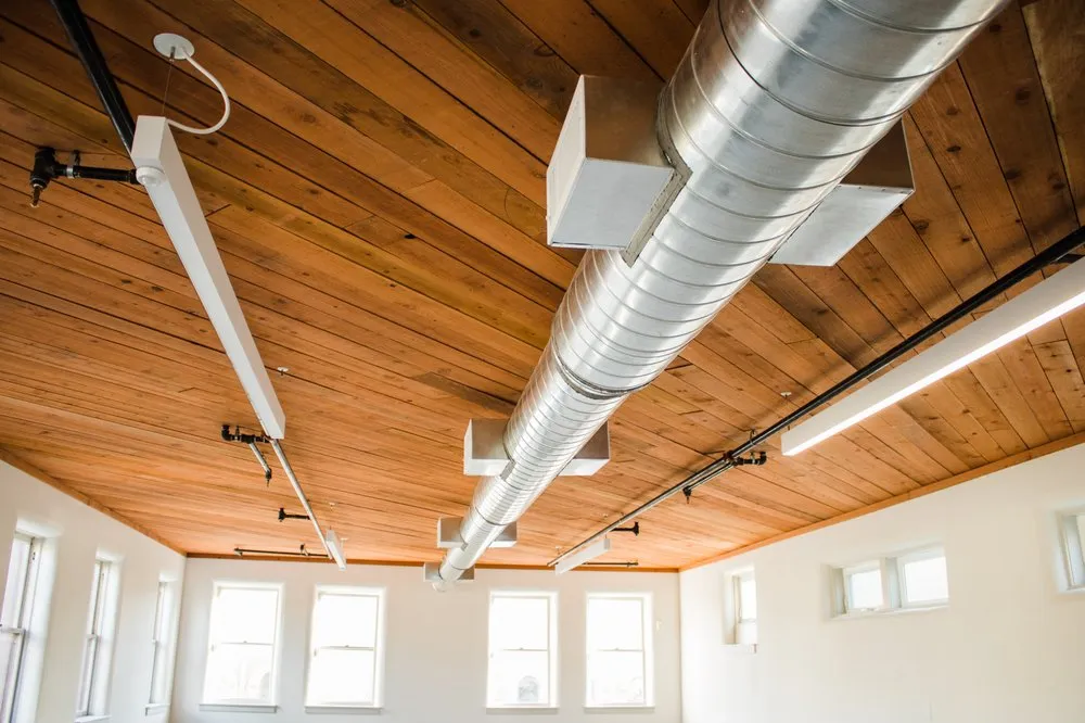 Slide of Santa Cruz Mechanical