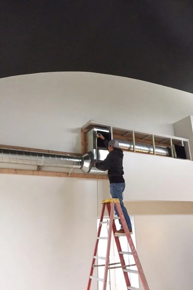 Slide of Santa Cruz Mechanical