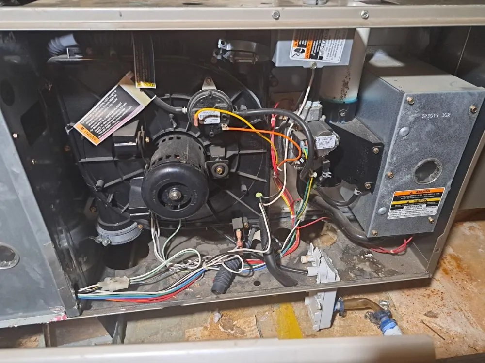 Slide of Satalaya Heating and cooling