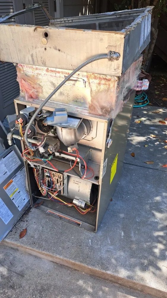 Slide of Satalaya Heating and cooling