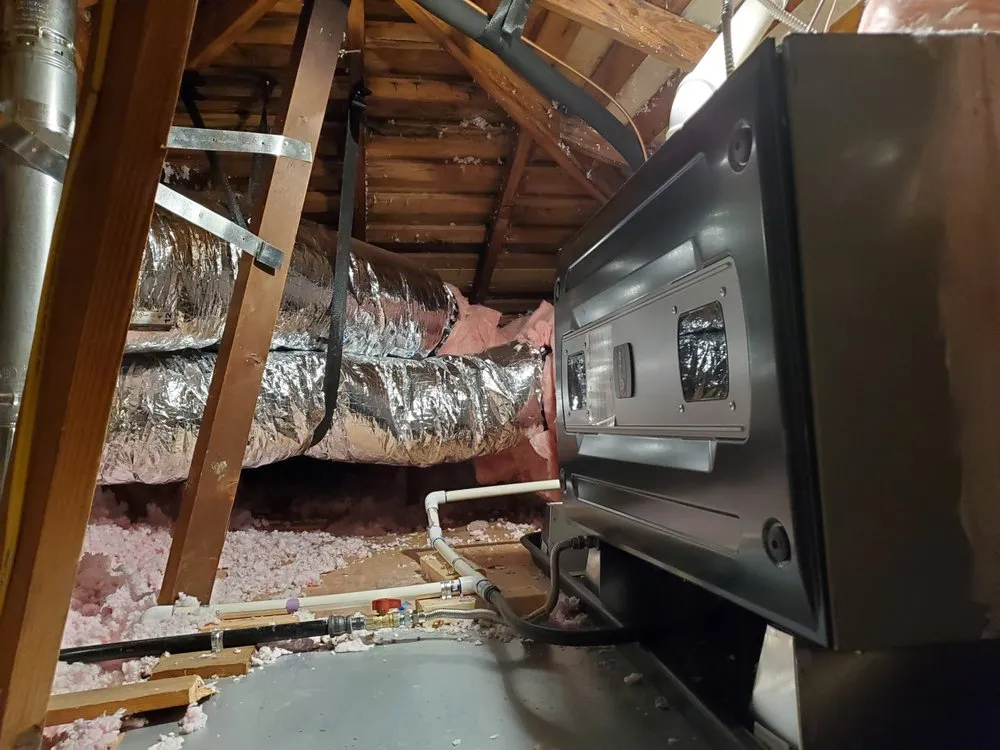 Slide of Saturn Air Heating & Cooling