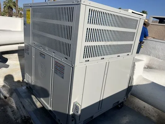 Sauceda Air Conditioning & Heating Logo