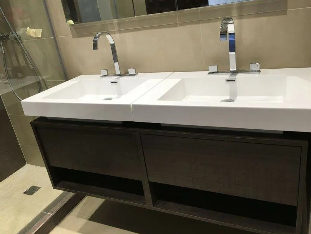 Slide of Savvy Renovation