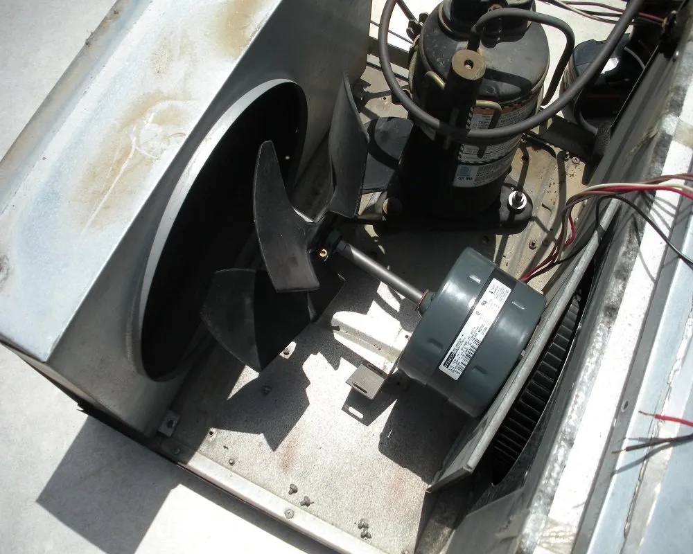 Slide of Seattle Condenser Replacement Experts