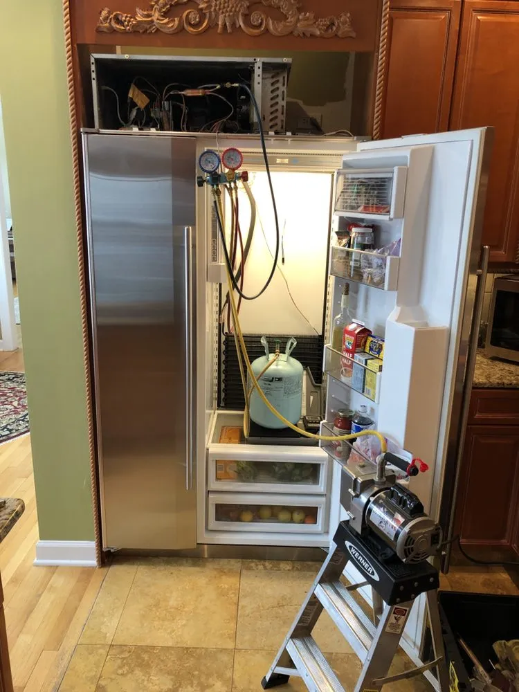 Slide of Second City Appliance Repair