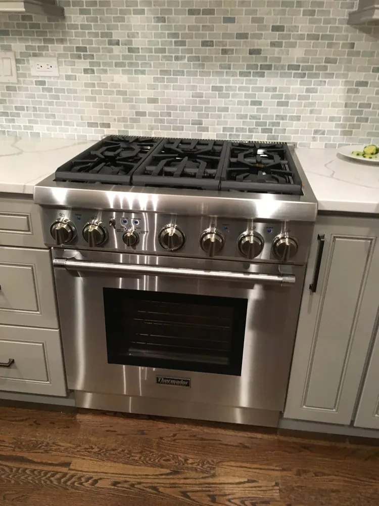 Slide of Second City Appliance Repair