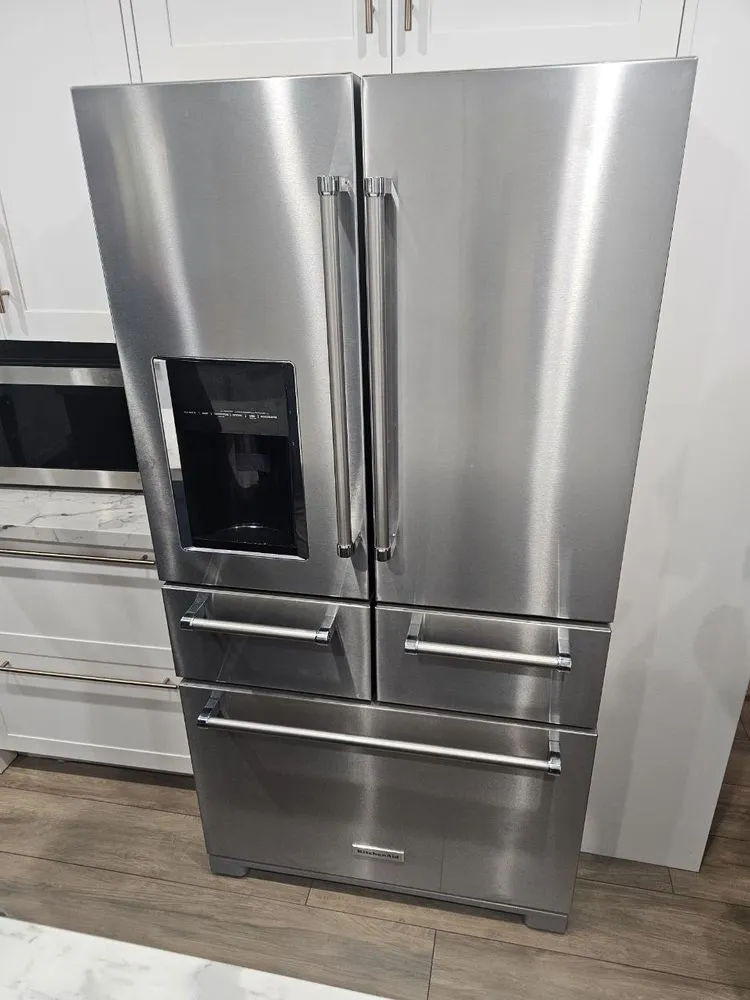 Slide of Second Life